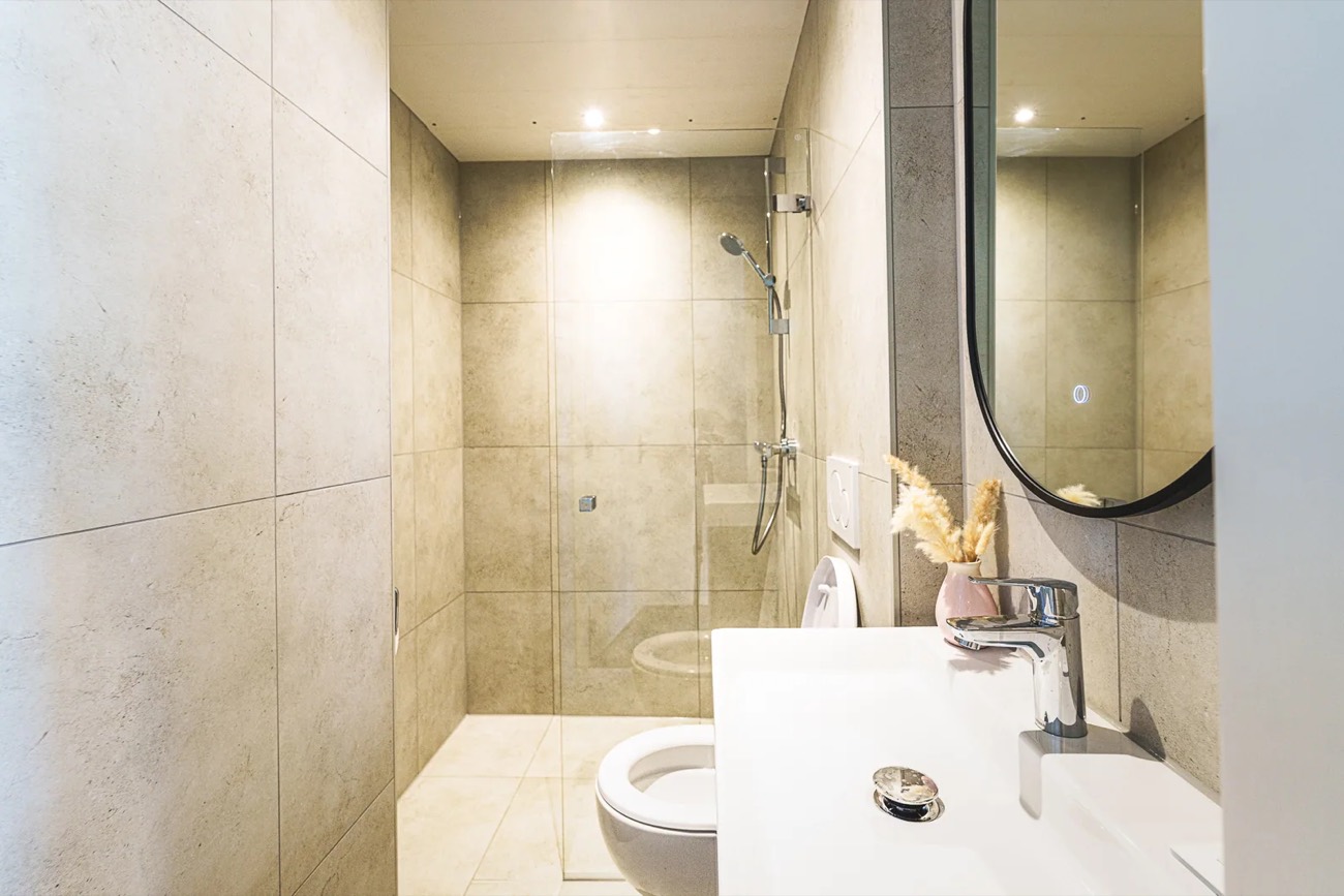 De drempelvrije badkamer